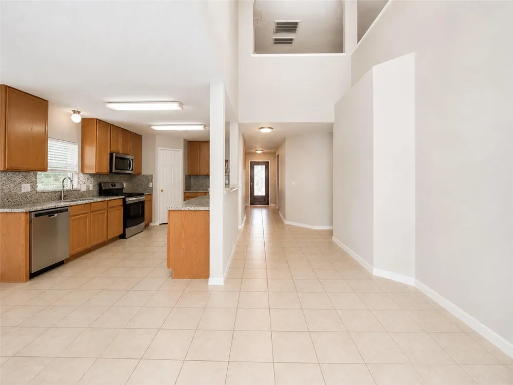 17435 S Summit Canyon Drive Houston, TX 77095
