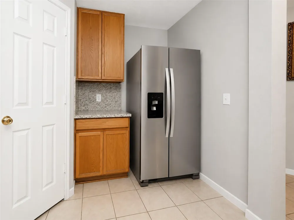 17435 S Summit Canyon Drive Houston, TX 77095
