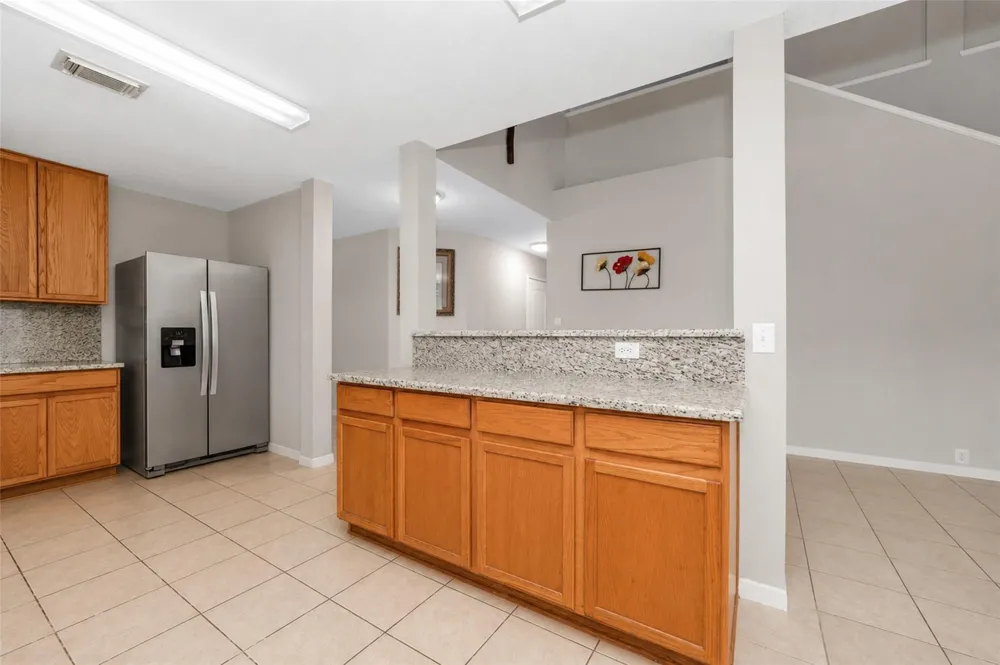 17435 S Summit Canyon Drive Houston, TX 77095