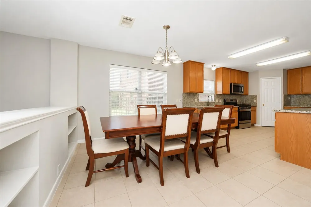 17435 S Summit Canyon Drive Houston, TX 77095