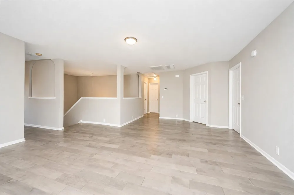 17435 S Summit Canyon Drive Houston, TX 77095