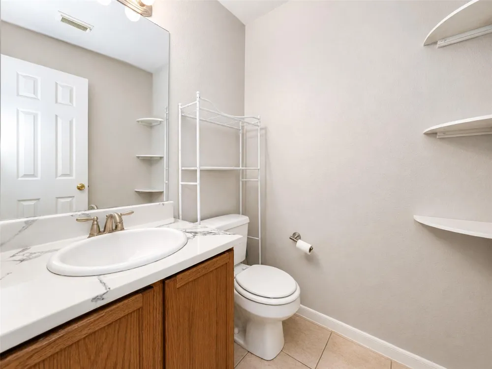 17435 S Summit Canyon Drive Houston, TX 77095