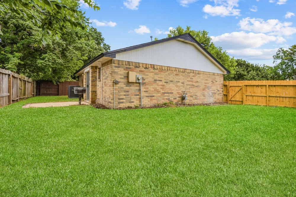 7310 Londres Drive Houston, TX 77083