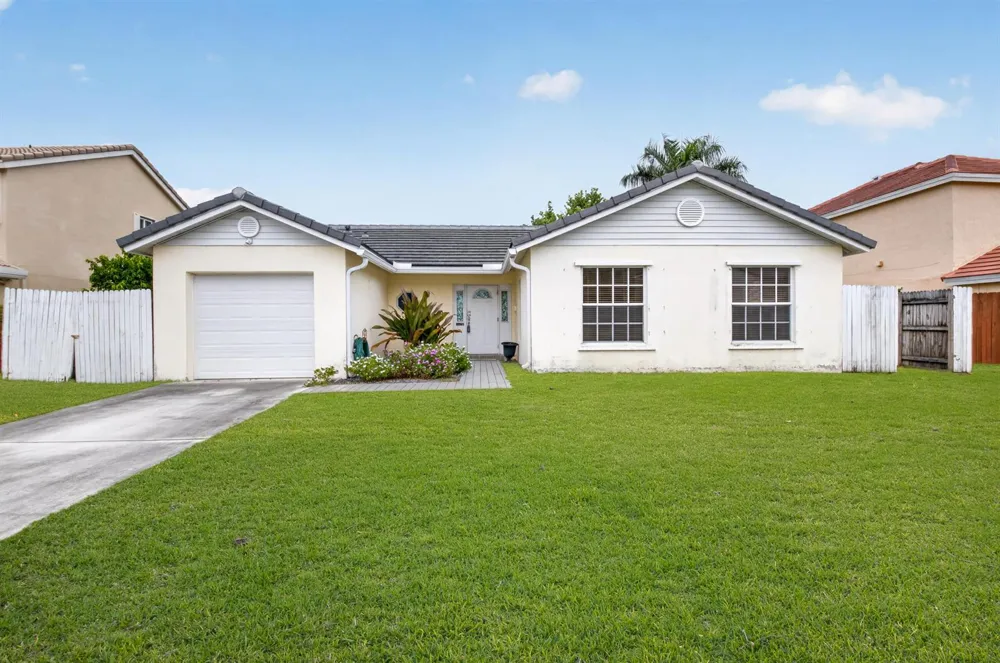 6773 Alden Ridge Drive Boynton Beach, FL 33437