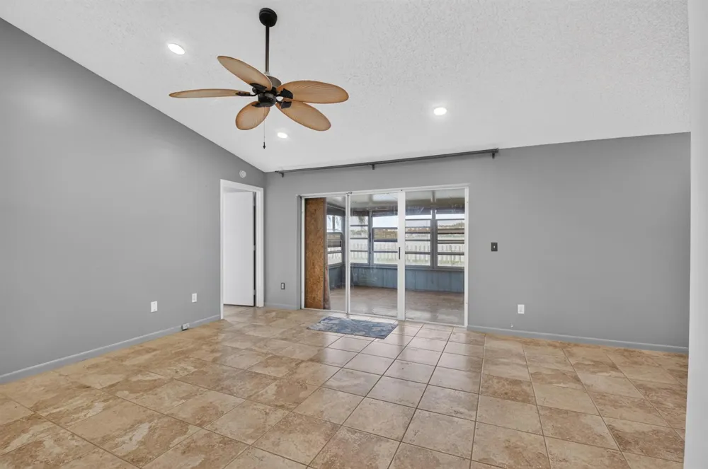 6773 Alden Ridge Drive Boynton Beach, FL 33437
