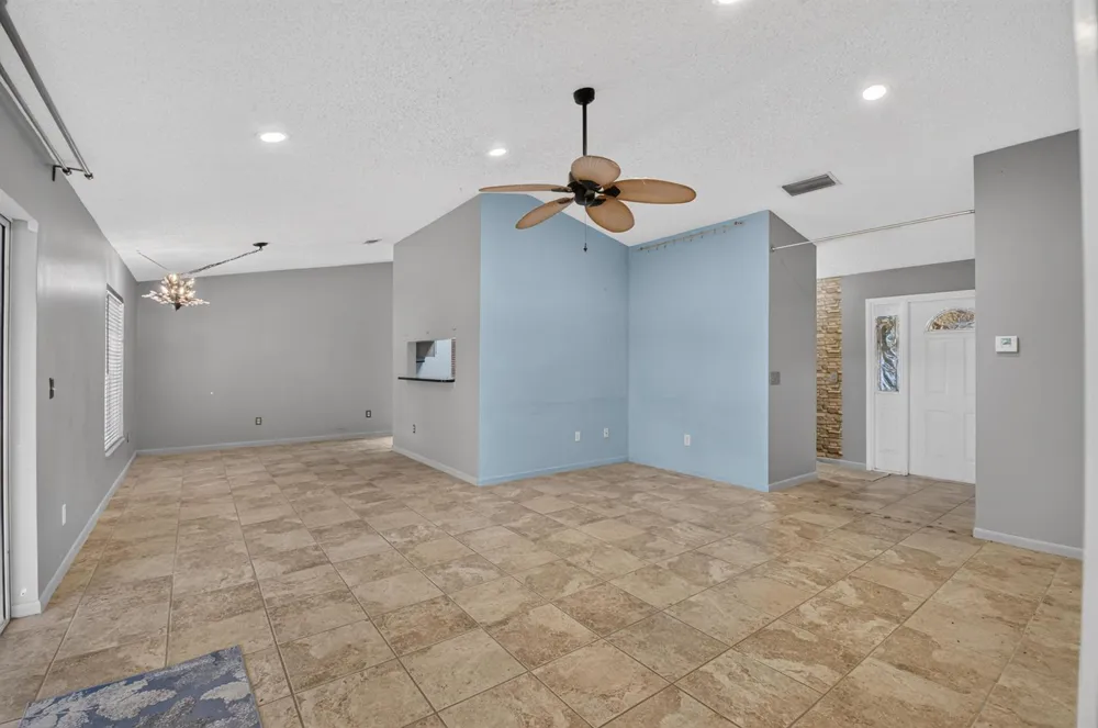 6773 Alden Ridge Drive Boynton Beach, FL 33437