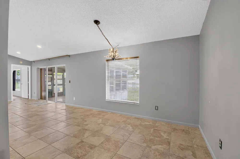 6773 Alden Ridge Drive Boynton Beach, FL 33437