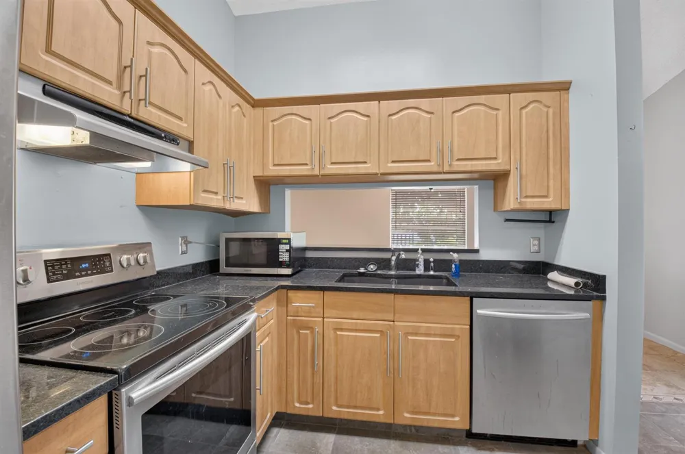 6773 Alden Ridge Drive Boynton Beach, FL 33437