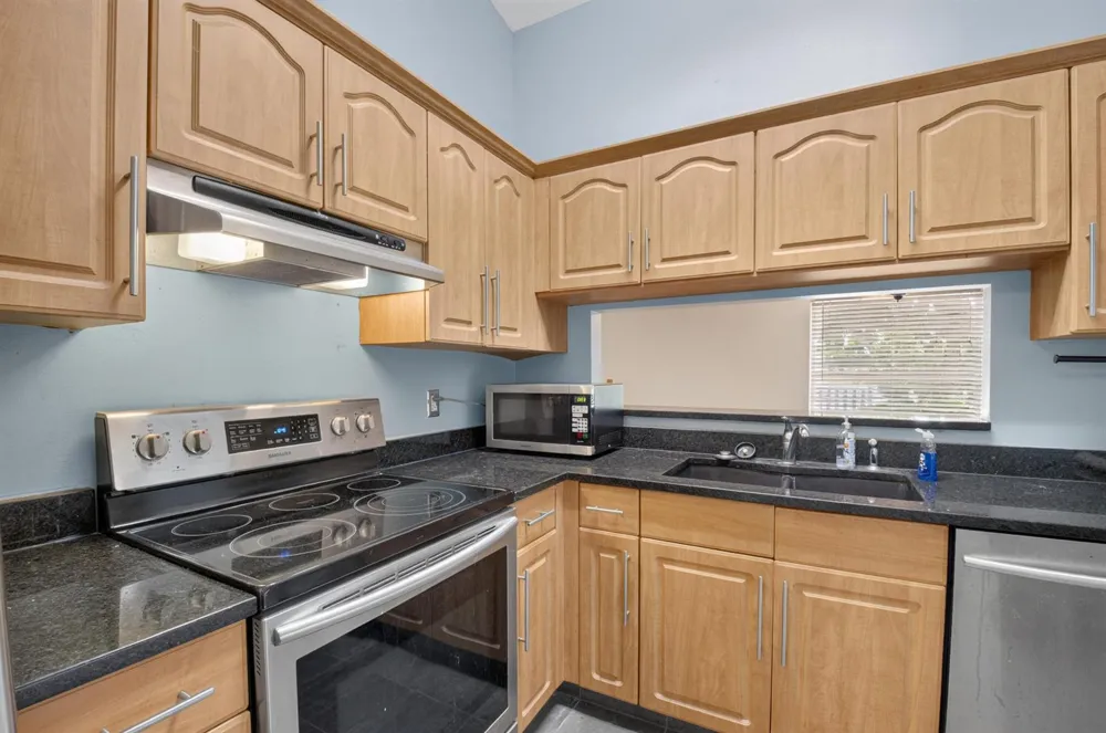 6773 Alden Ridge Drive Boynton Beach, FL 33437