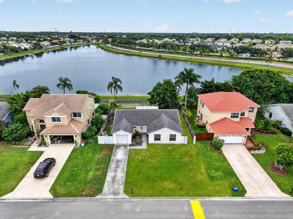 6773 Alden Ridge Drive Boynton Beach, FL 33437