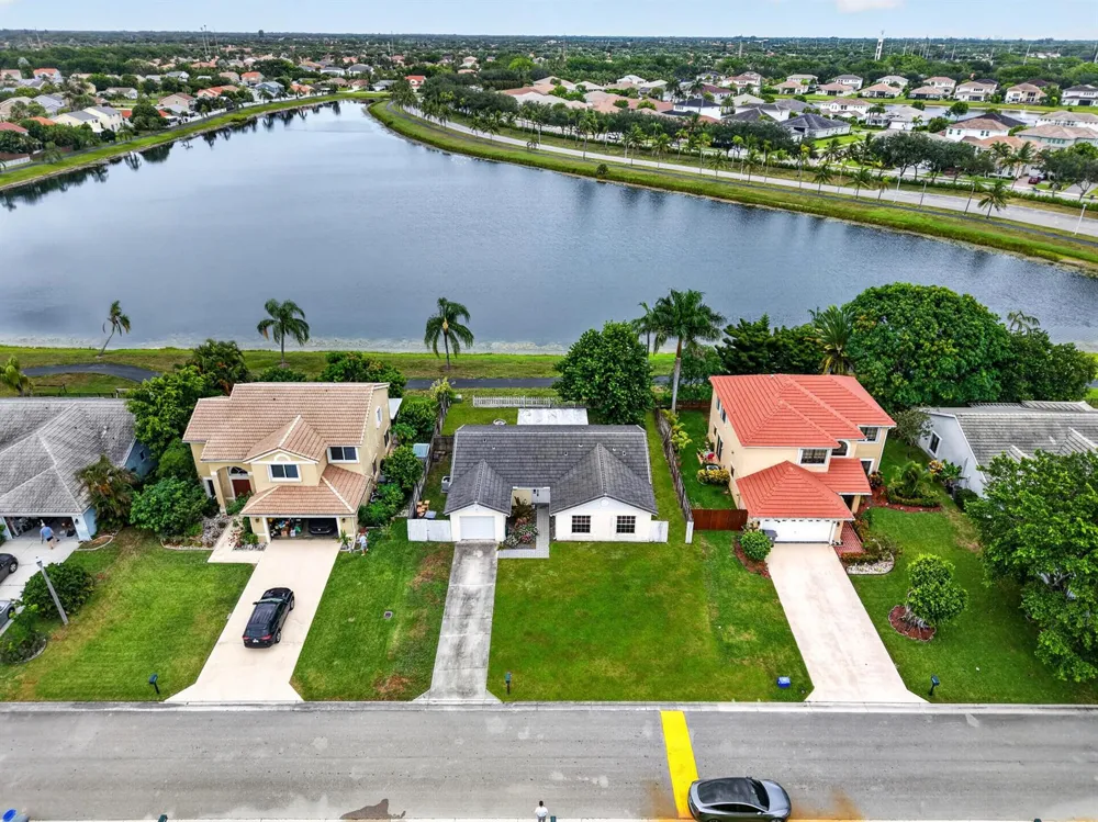 6773 Alden Ridge Drive Boynton Beach, FL 33437