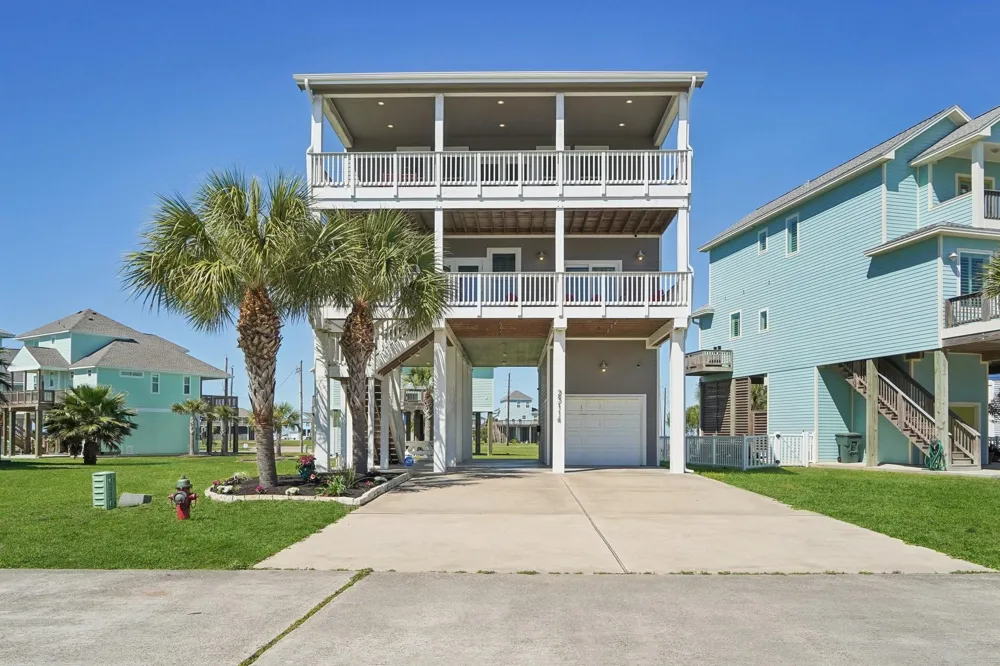 25114 Sausalito Drive Galveston, TX 77554