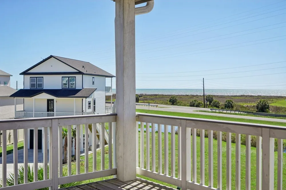 25114 Sausalito Drive Galveston, TX 77554
