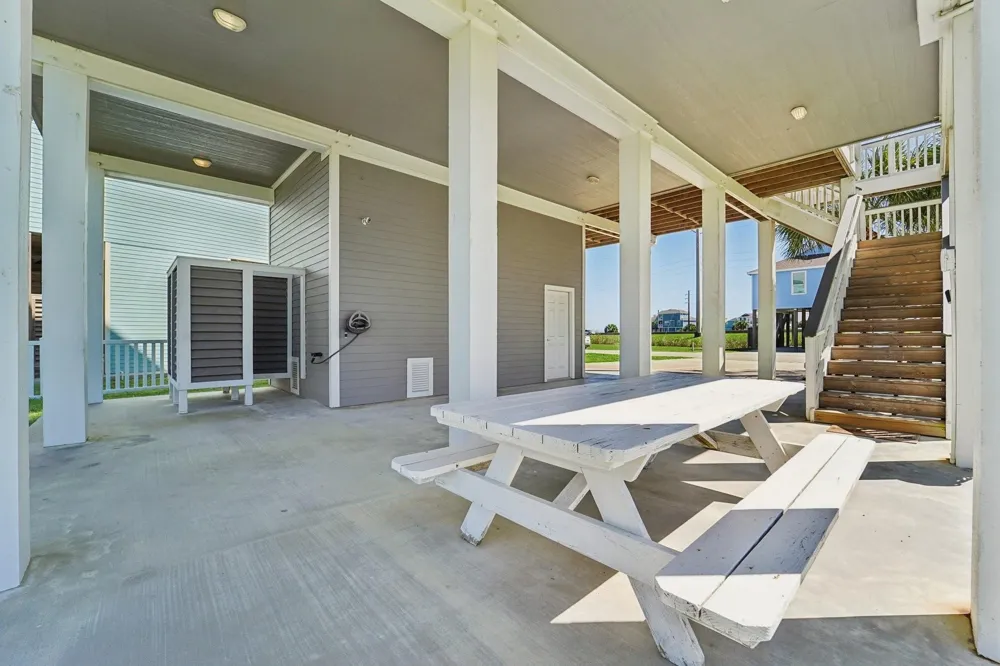 25114 Sausalito Drive Galveston, TX 77554