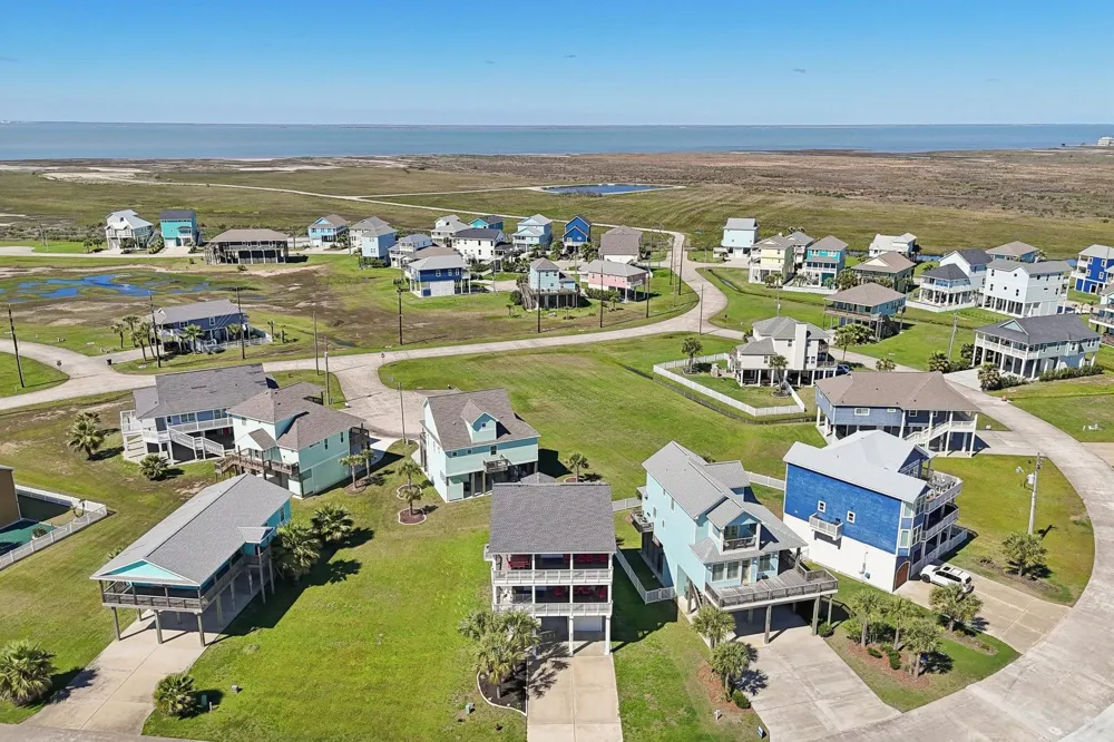 25114 Sausalito Drive Galveston, TX 77554
