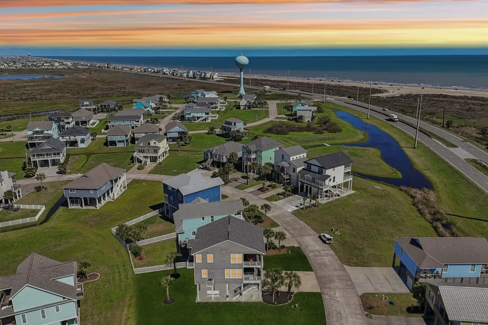 25114 Sausalito Drive Galveston, TX 77554