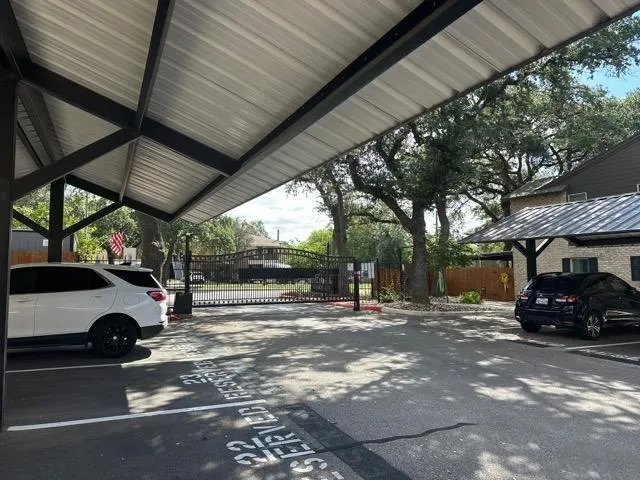 2718 Old Field Drive #101 San Antonio, TX 78247
