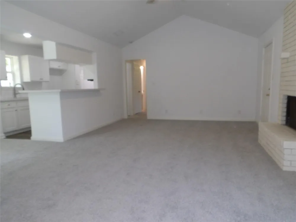 217 Sugar Cane Trace Lake Jackson, TX 77566