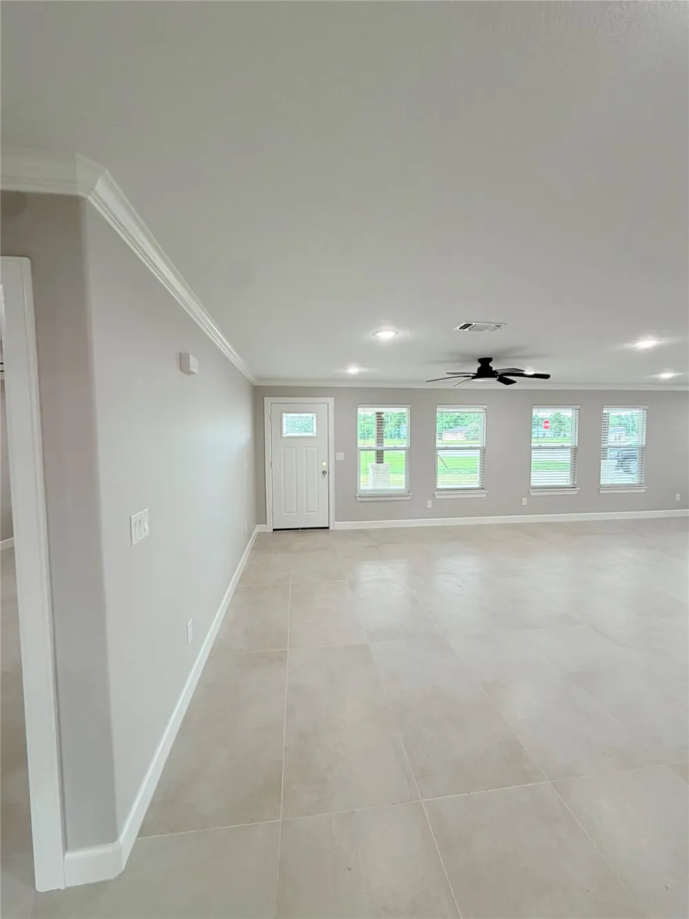301 E San Bernard St Brazoria, TX 77422