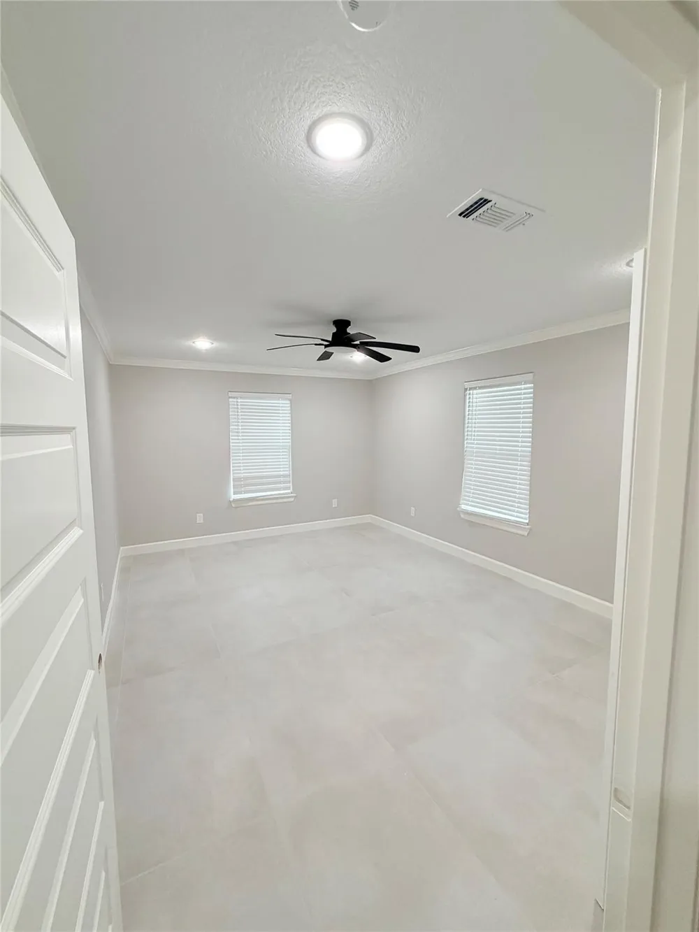 301 E San Bernard St Brazoria, TX 77422