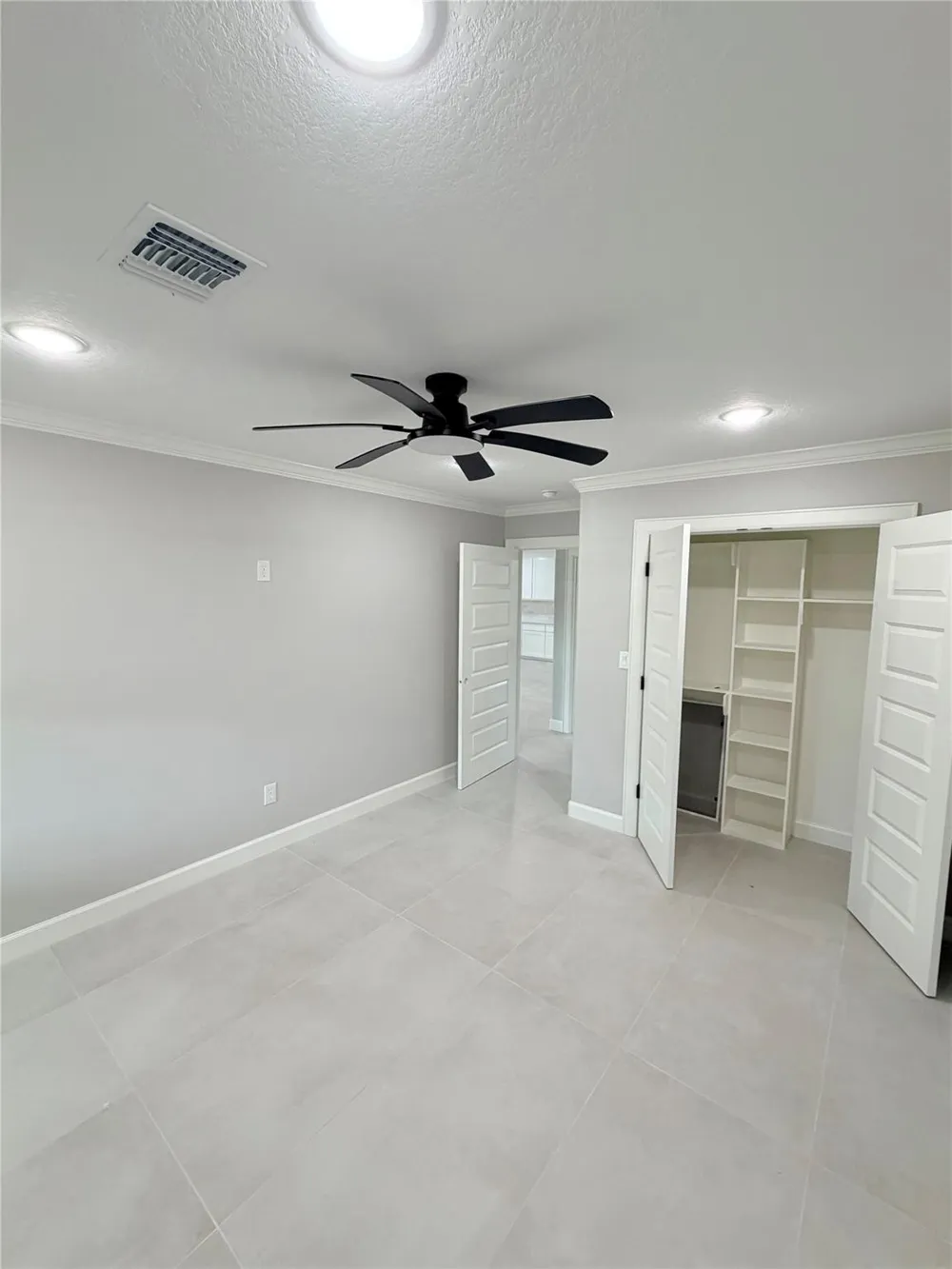 301 E San Bernard St Brazoria, TX 77422