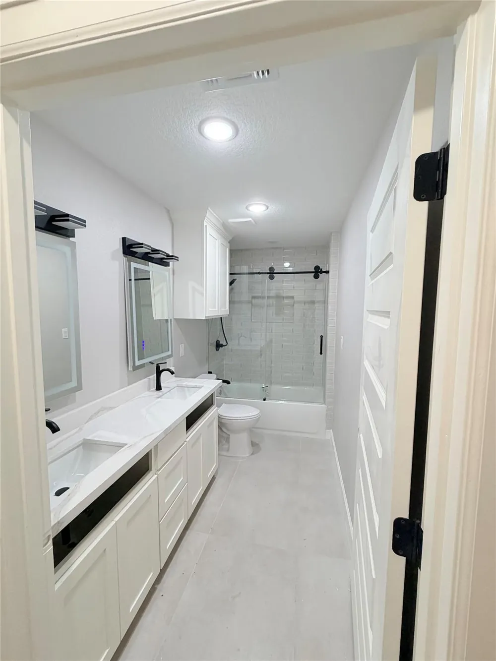 301 E San Bernard St Brazoria, TX 77422