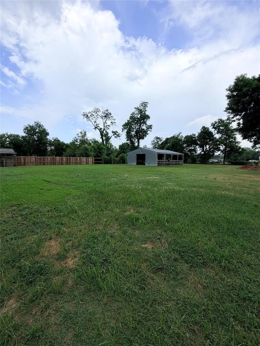 301 E San Bernard St Brazoria, TX 77422
