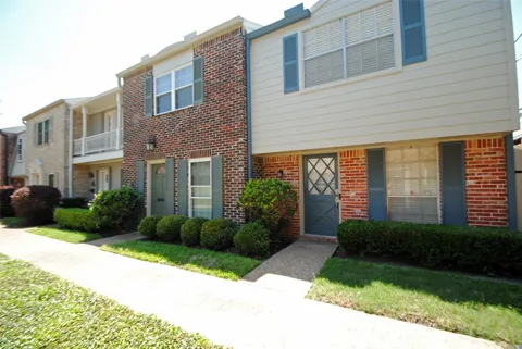 12739 Huntingwick Drive #151