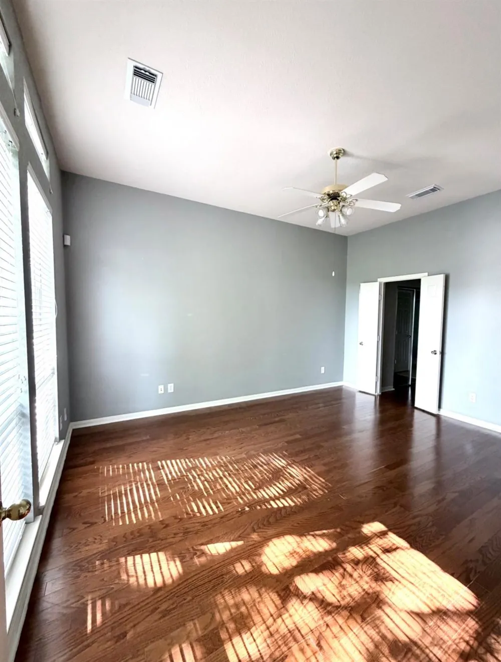 2219 Ridge Wood Lane Sugar Land, TX 77479