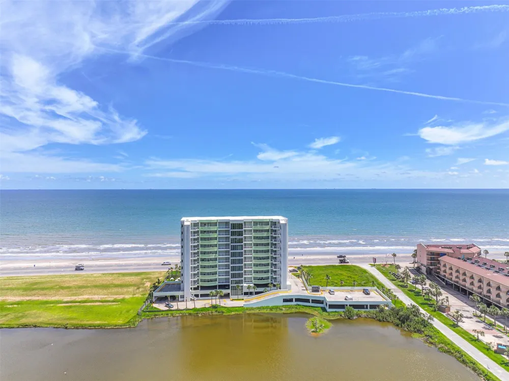 9420 Seawall Boulevard #602 Galveston, TX 77554