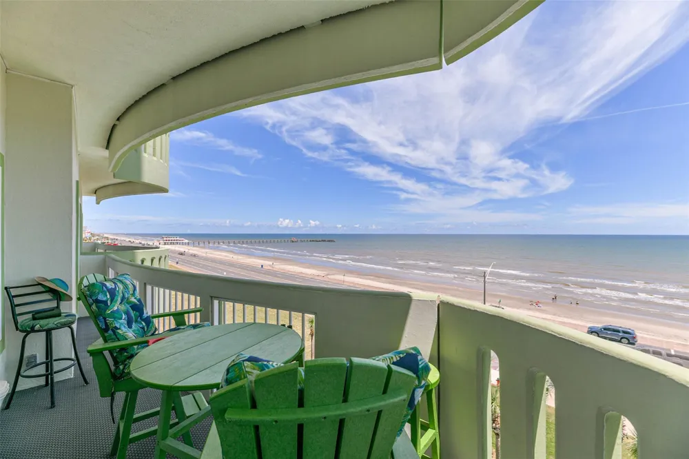 9420 Seawall Boulevard #602 Galveston, TX 77554