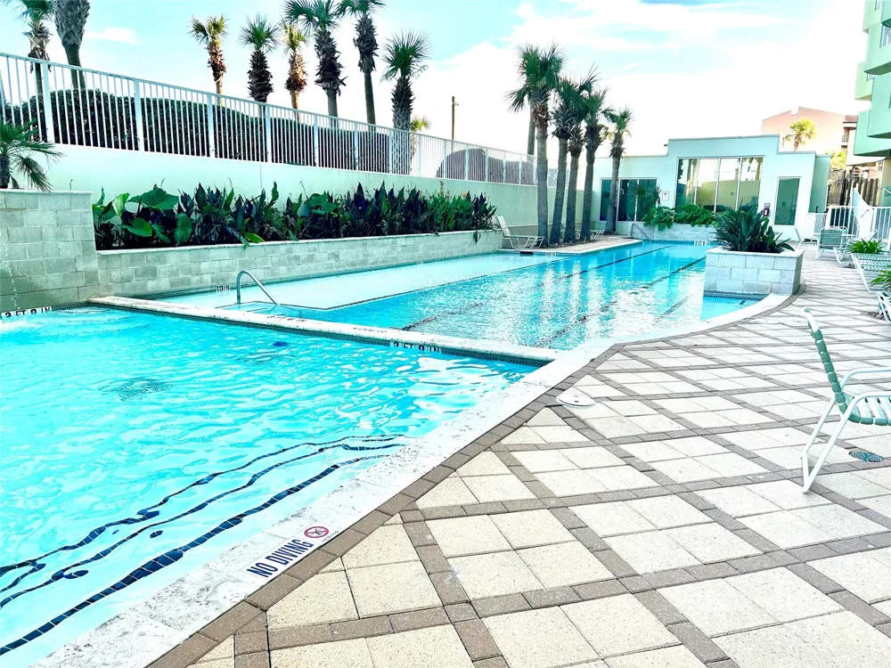 9420 Seawall Boulevard #602 Galveston, TX 77554