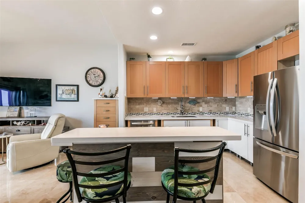 9420 Seawall Boulevard #602 Galveston, TX 77554