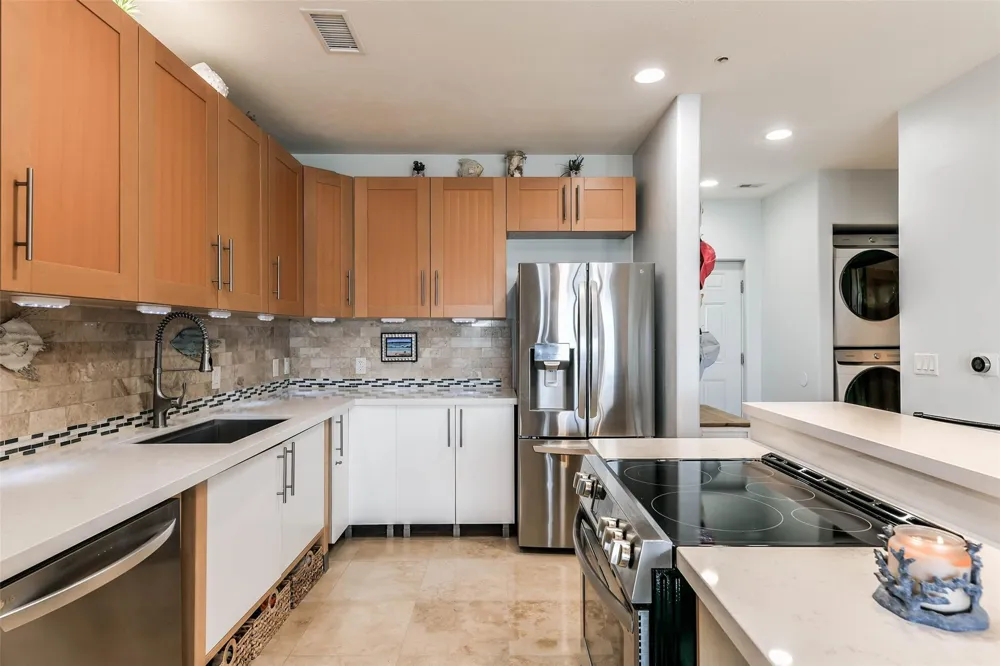9420 Seawall Boulevard #602 Galveston, TX 77554