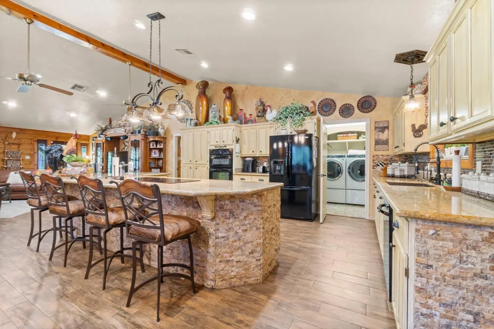51 Bullock Lane Shepherd, TX 77371
