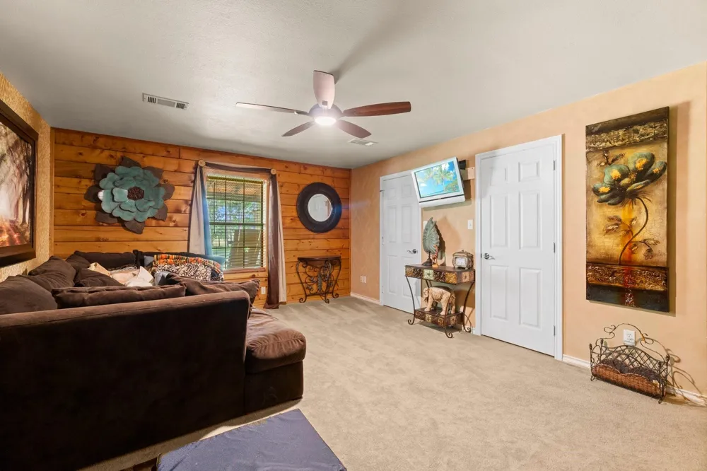 51 Bullock Lane Shepherd, TX 77371