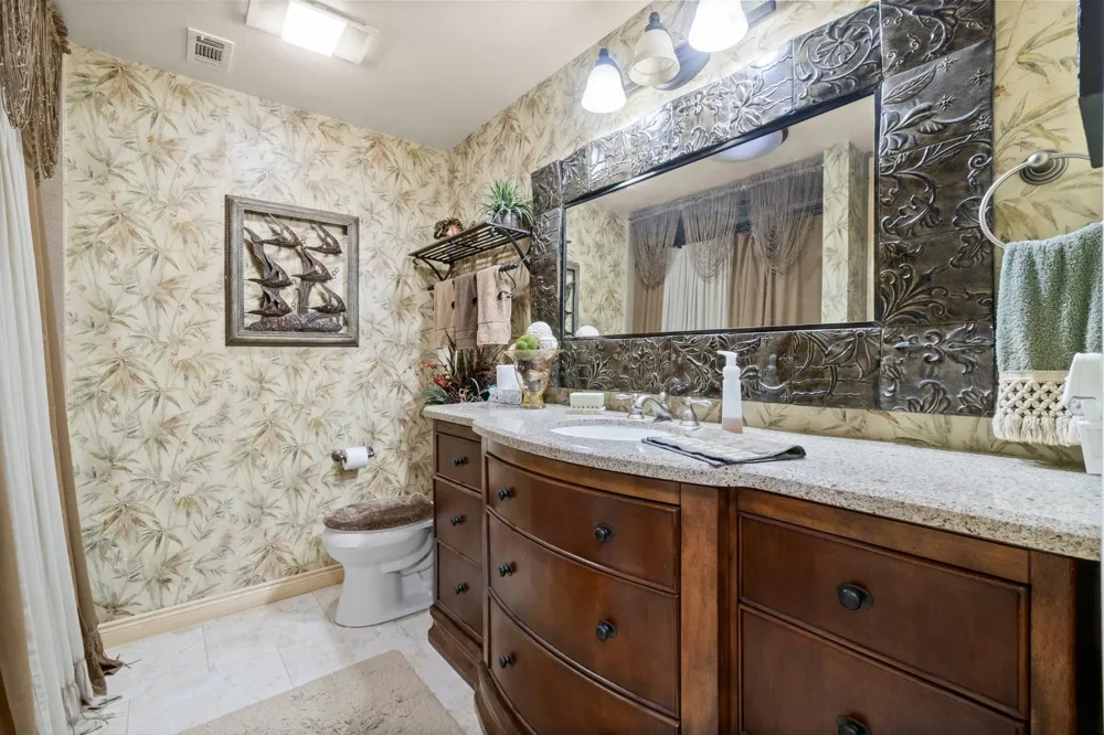 51 Bullock Lane Shepherd, TX 77371
