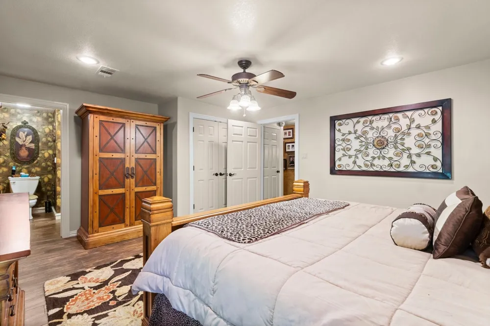 51 Bullock Lane Shepherd, TX 77371
