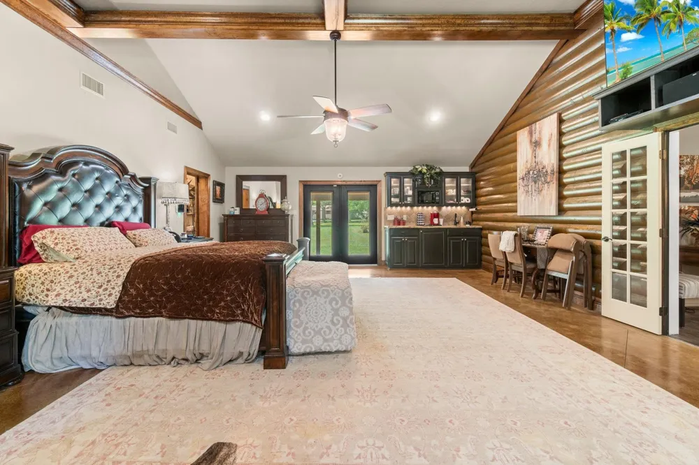 51 Bullock Lane Shepherd, TX 77371