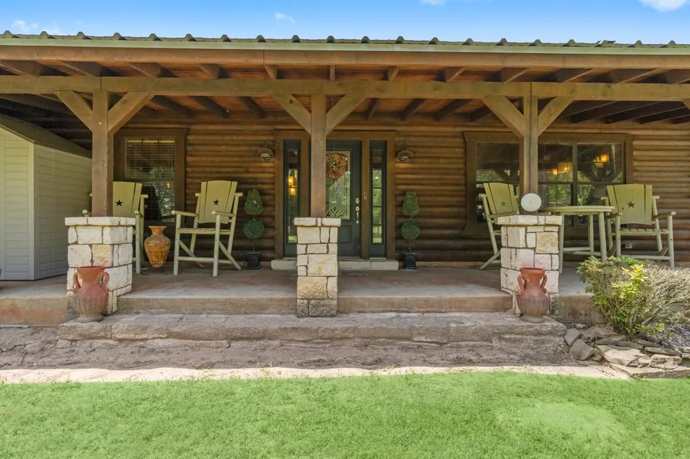 51 Bullock Lane Shepherd, TX 77371
