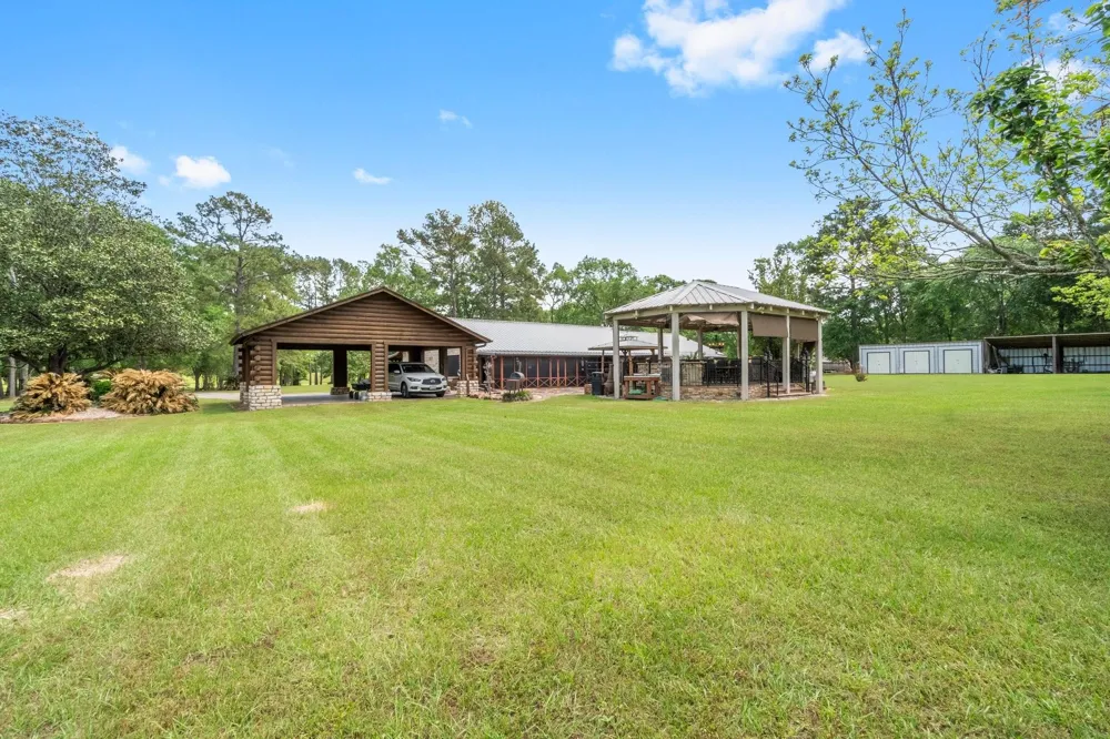 51 Bullock Lane Shepherd, TX 77371