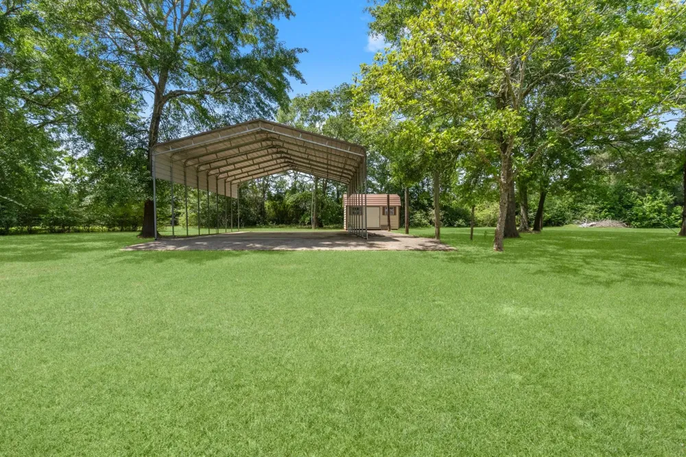51 Bullock Lane Shepherd, TX 77371