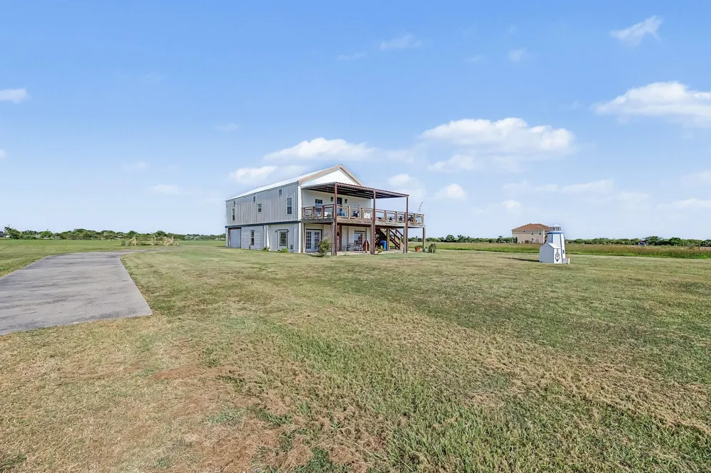 201 Turtle Bay Cove Palacios, TX 77465