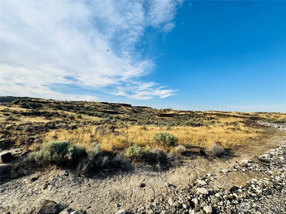 228 RD 15.5 NE Wilson Creek, WA 98860