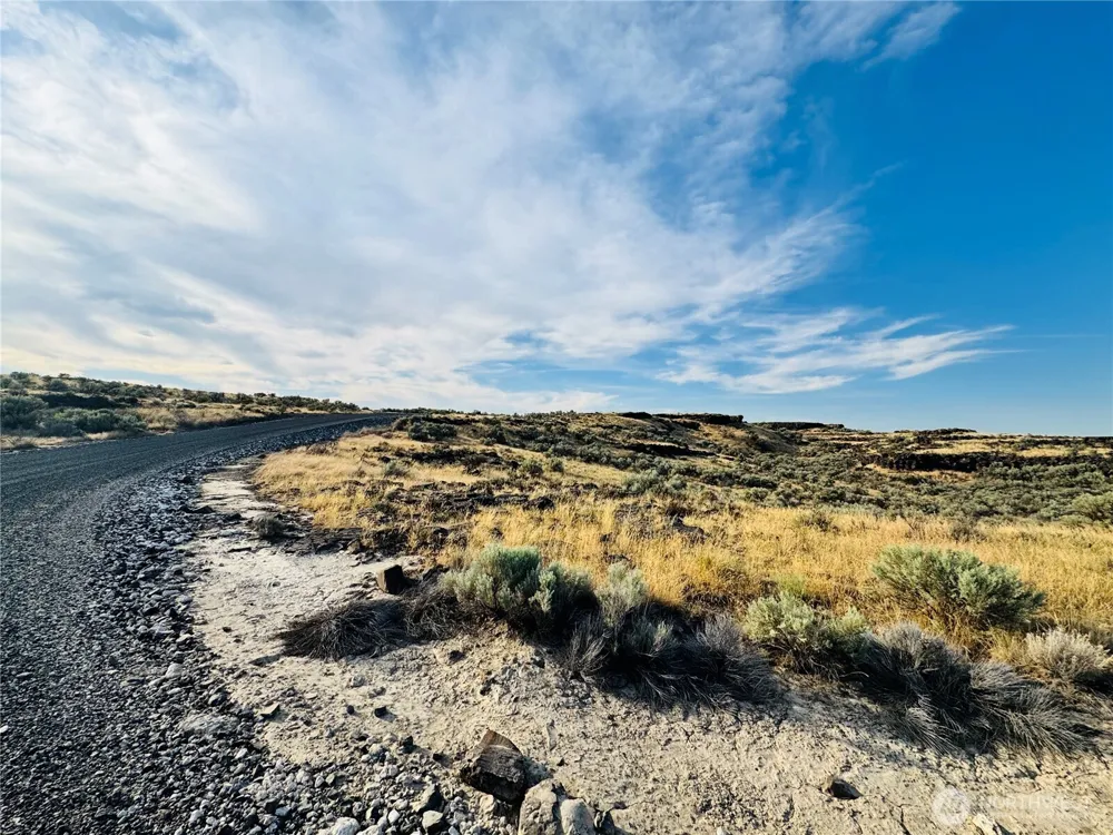 228 RD 15.5 NE Wilson Creek, WA 98860