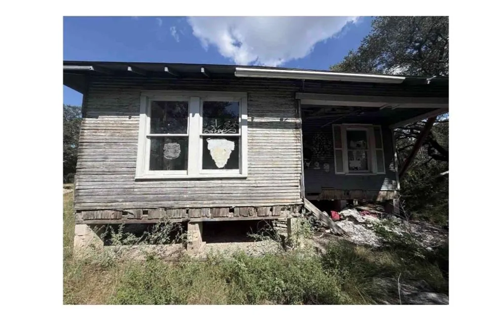 3607 Crawford Spicewood, TX 78669