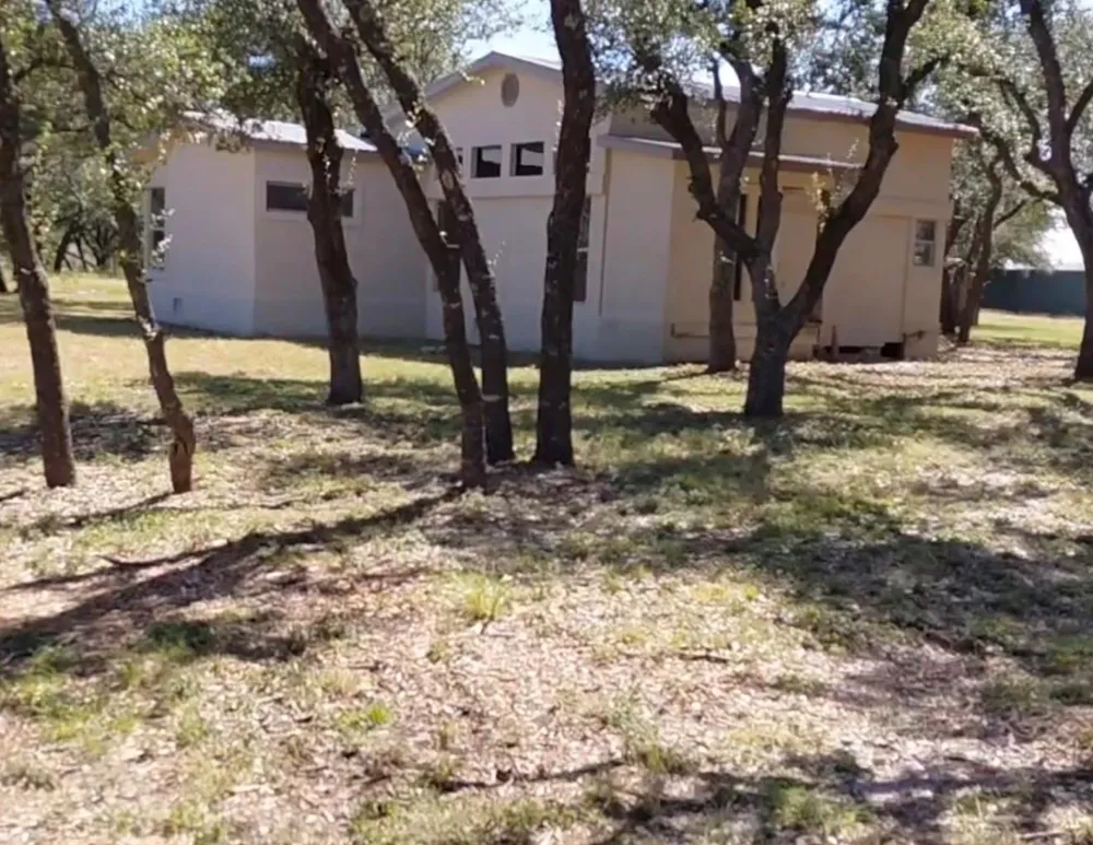 3607 Crawford Spicewood, TX 78669