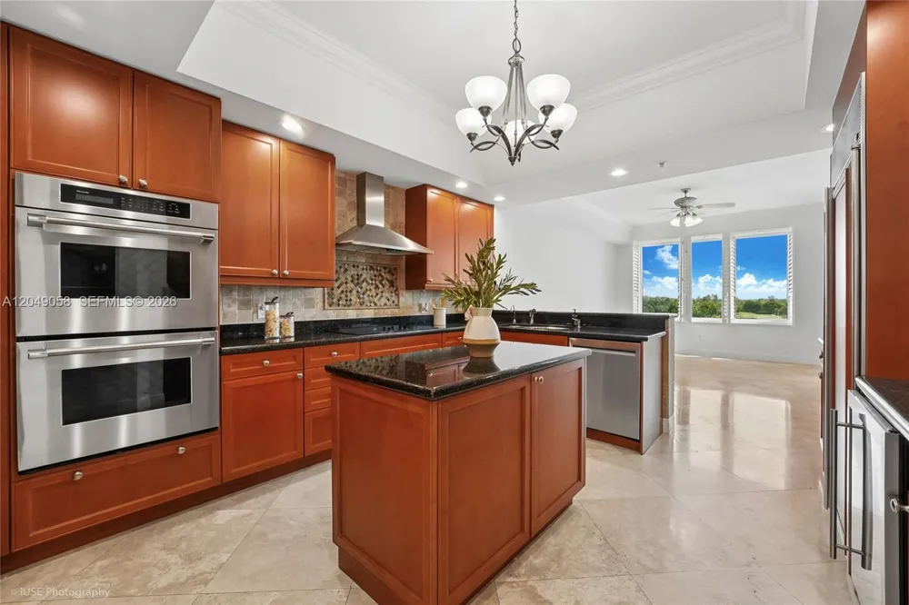 13621 Deering Bay Dr #502 Coral Gables, FL 33158