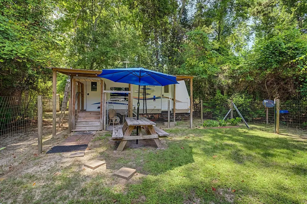 31601 Huffman Cleveland Road Huffman, TX 77336