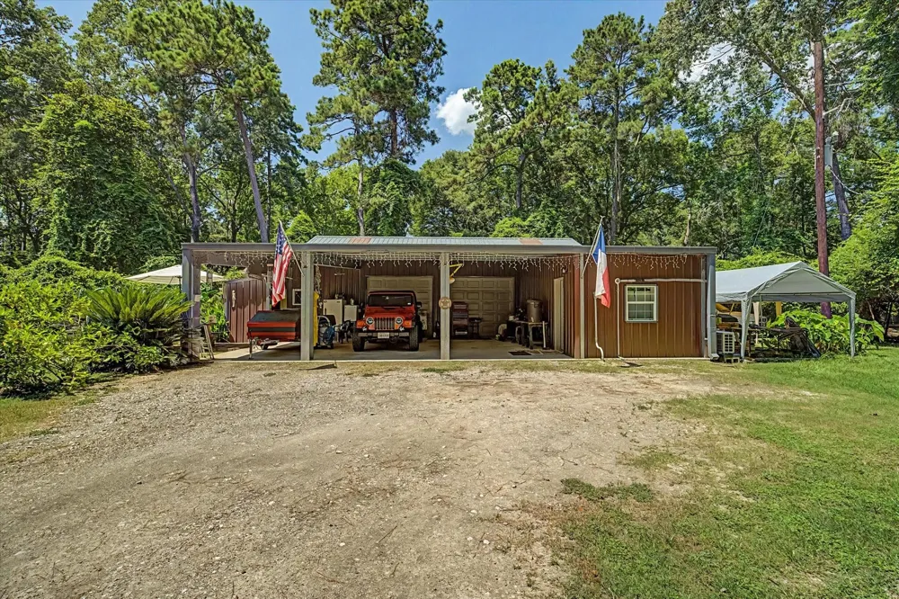 31601 Huffman Cleveland Road Huffman, TX 77336